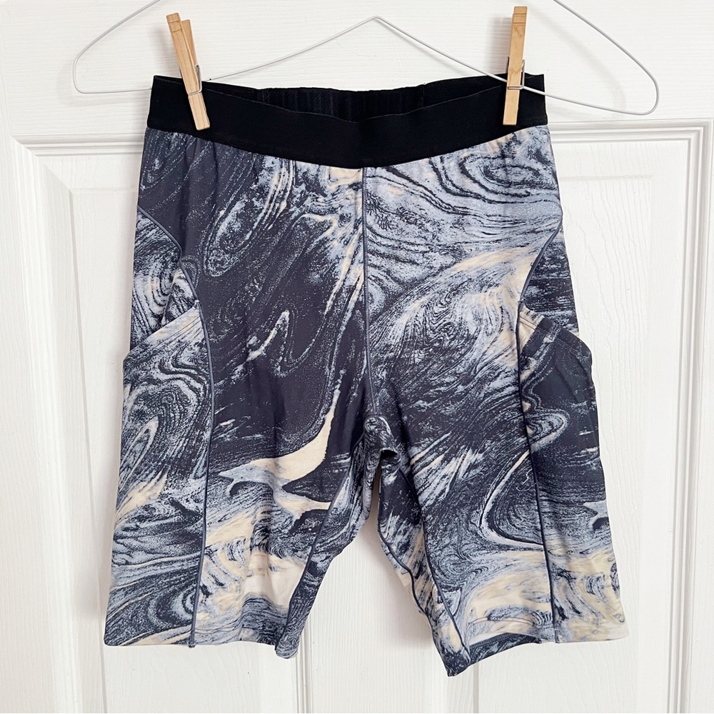 RARE Lululemon | Lab Bike Short